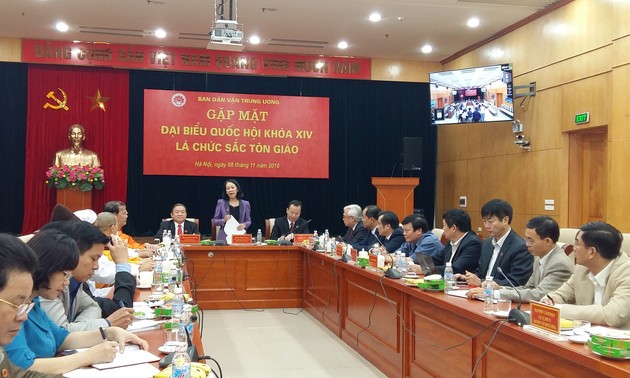 Parlamentarios religiosos contribuyen a garantizar derecho de libertad de culto en Vietnam